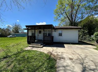 245 Grand Ave, Lebanon, MO 65536