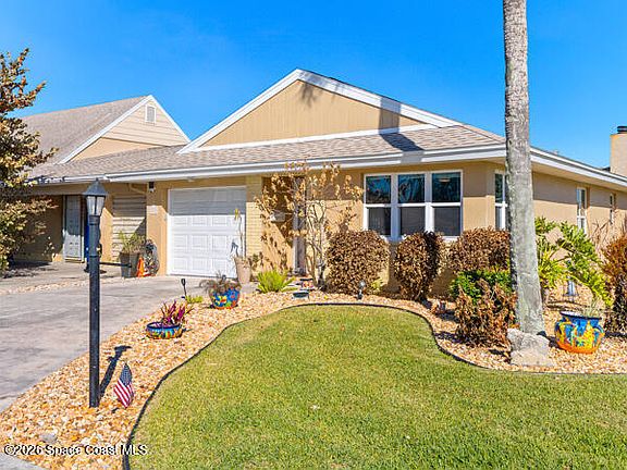 3rd image of 647 Desoto Ln