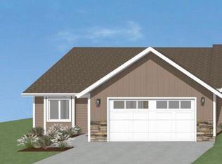 820 4th Ave NW, Waukon, IA 52172