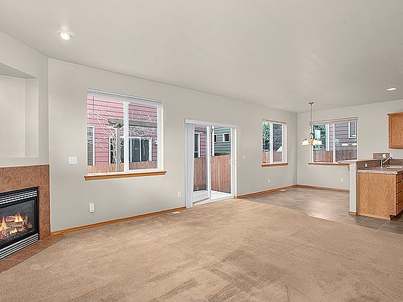 4th image of 4109 151st St SE