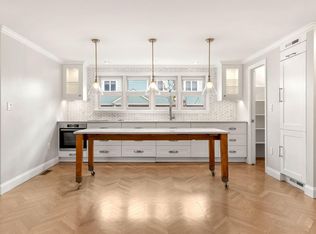 113 7th St #1, Cambridge, MA 02141