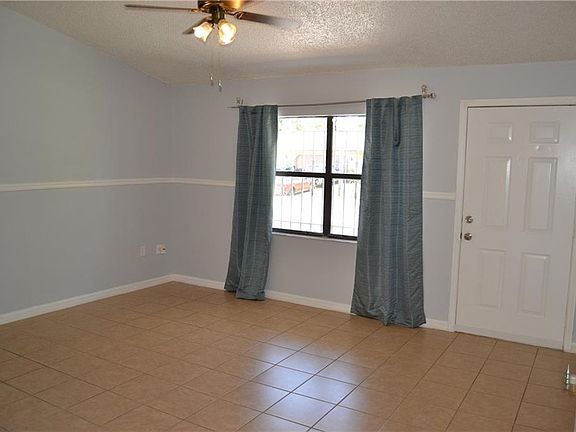 4th image of 344 Chiquita Ct