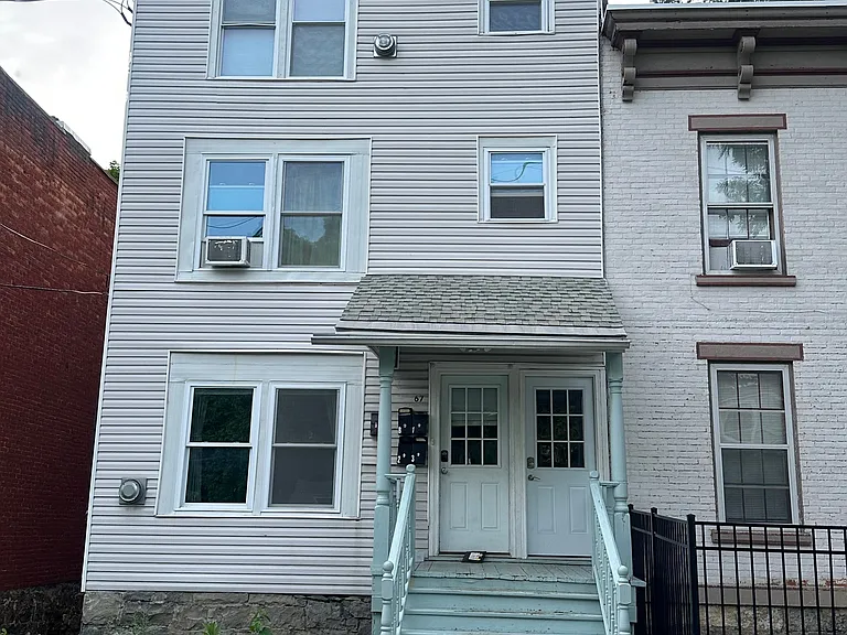67 Lawrence St #1 — Photo 1