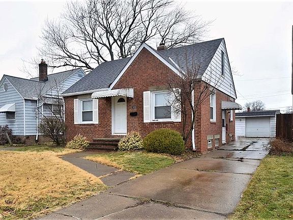 2nd image of 14022 Bidwell Ave