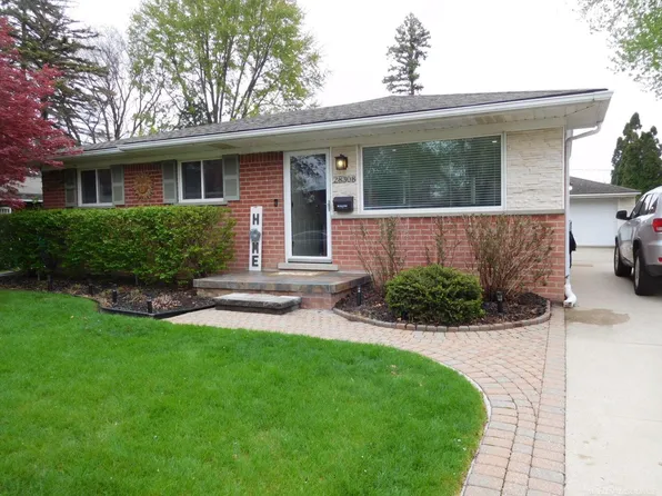 28308 Loretta Ave, Warren, MI 48092