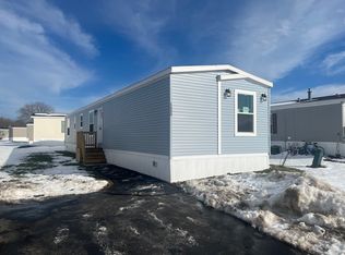 5000 Acton Ln, Liverpool, NY 13090