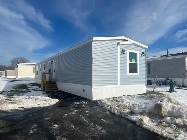 5000 Acton Ln #5000, Liverpool, NY 13090