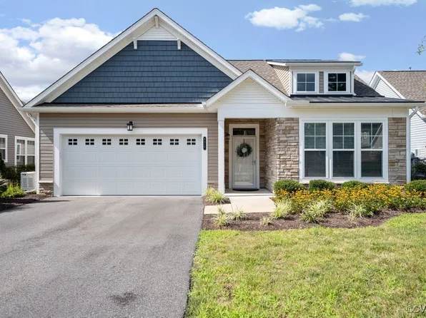 6317 Great Swan Ln, Chester, VA 23831