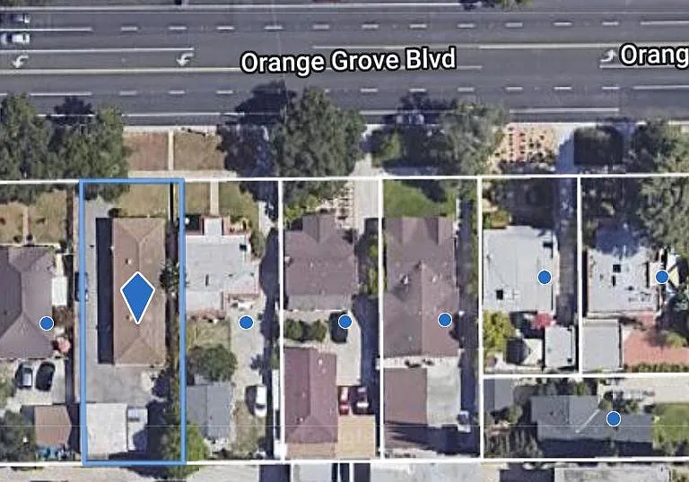 1098 E Orange Grove Blvd — Photo 16