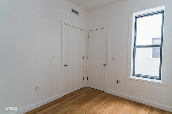 Rented by Citi Habitats | media 51