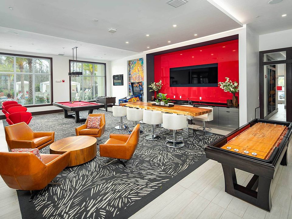 Altis Promenade Game Room