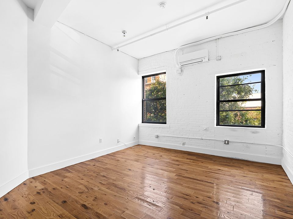 1st image of 239 Banker St APT 2M