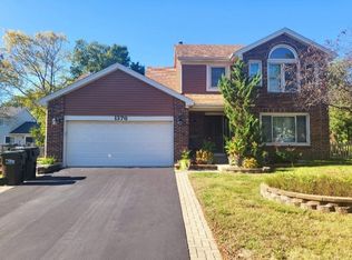 1376 Parkridge Ct, Crystal Lake, IL 60014