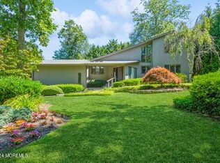 9 N Tamarack Dr, Brielle, NJ 08730