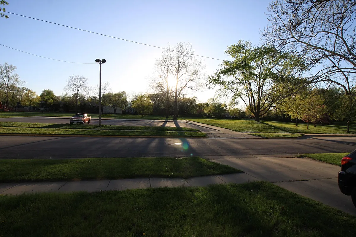 Building Photo - 326 Westwood Dr