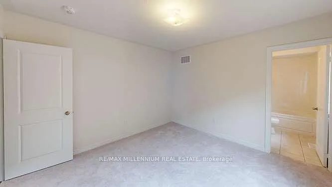 335 Leanne Ln — Photo 27