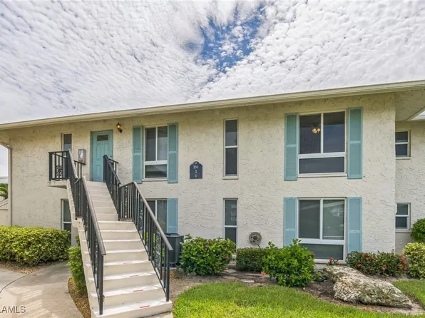 251 Palm Dr APT 2, Naples, FL 34112