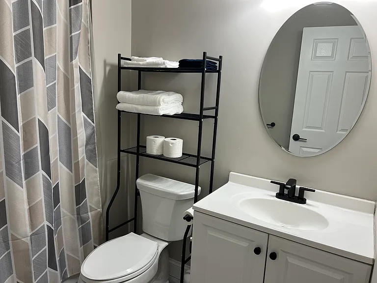 298 Main St #5 — Photo 7