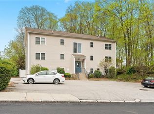 381 Old River Rd APT 3, Lincoln, RI 02838