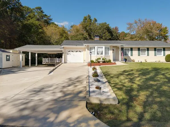 22712 Parkview Dr, California, MD 20619
