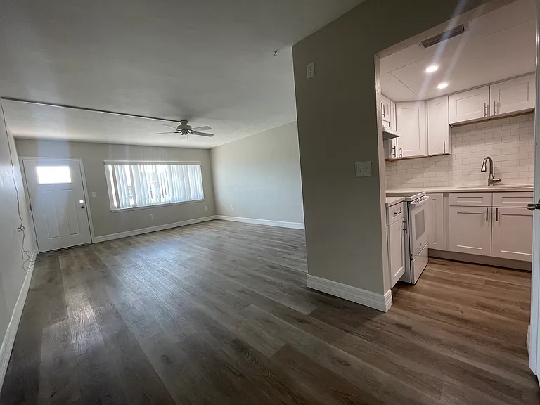 6161 Gulf Winds Dr #149 — Photo 4