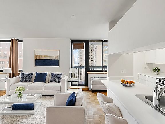 3rd image of 250 E 40th St APT 18E