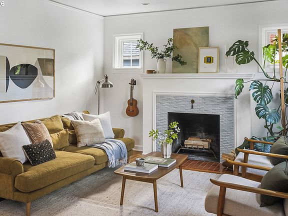 4th image of 3024 N Kilpatrick St