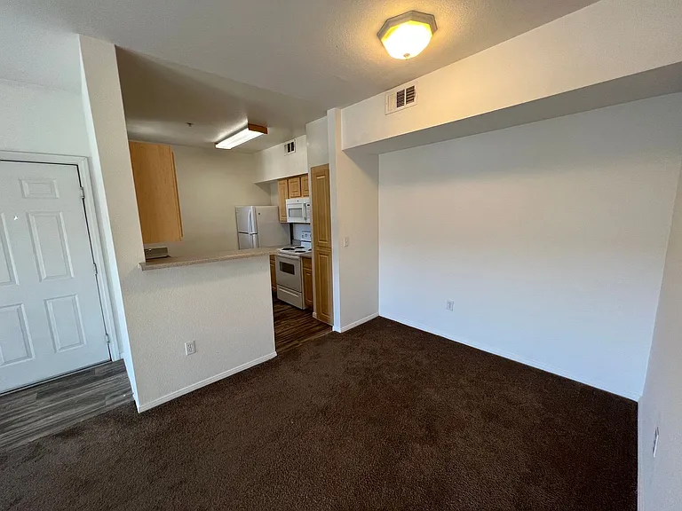 6955 N Durango Dr #2010 — Photo 4