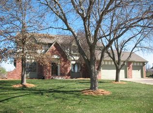 3900 SW Friar Rd, Topeka, KS 66610