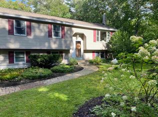 142 High Range Rd, Londonderry, NH 03053