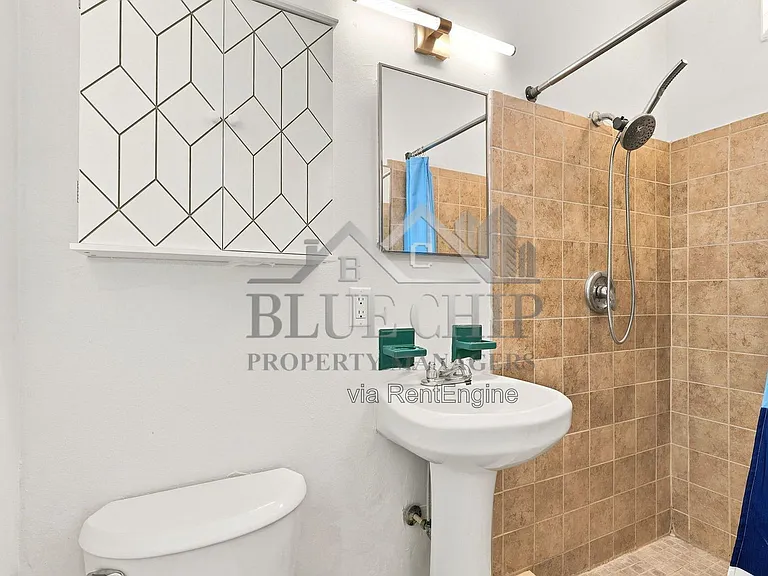 6714 Nina Rosa Dr — Photo 22