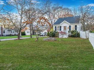 156 Clinton Ave, East Patchogue, NY 11772