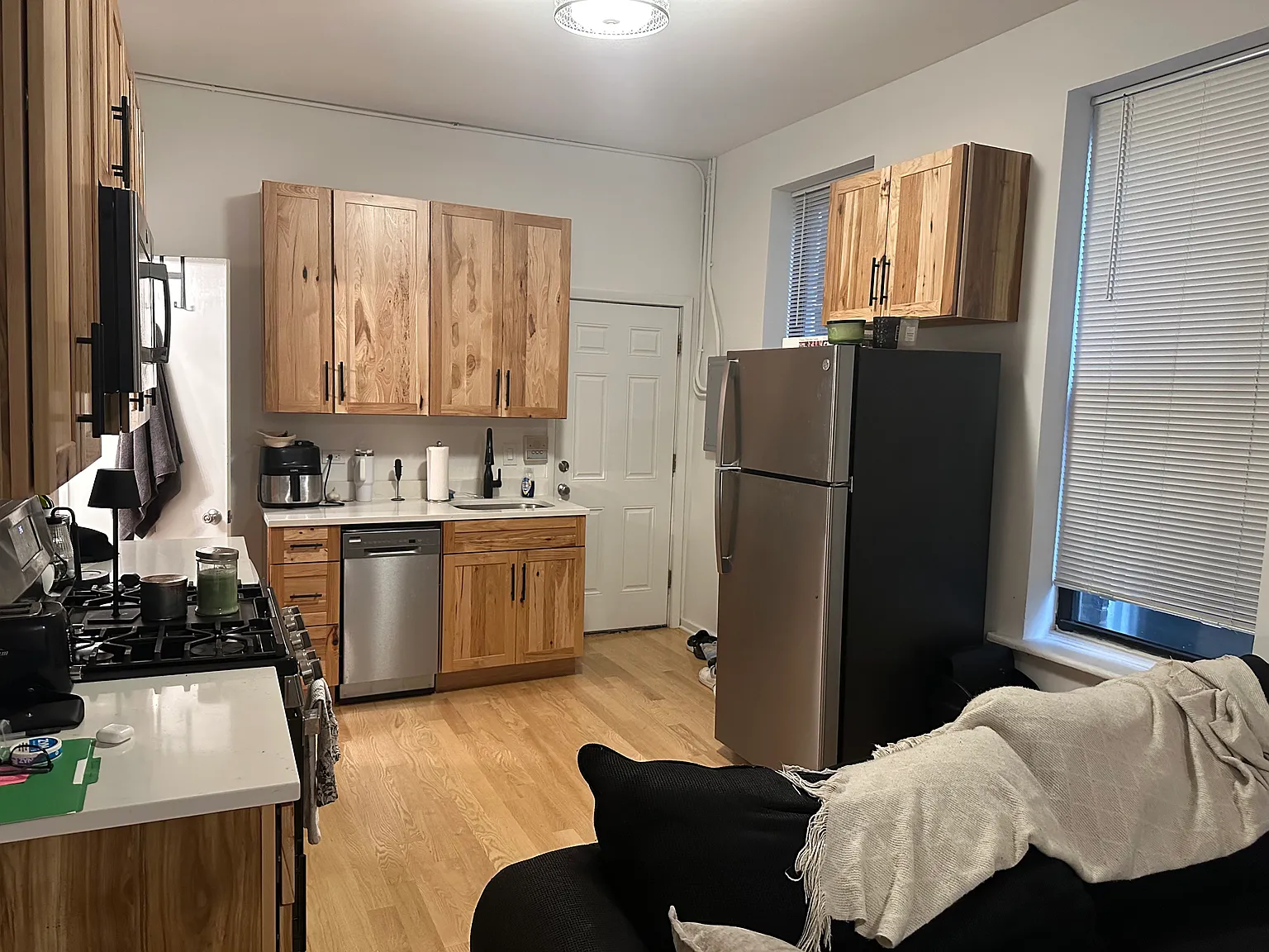 1 bed, $2,100 — Photo 4