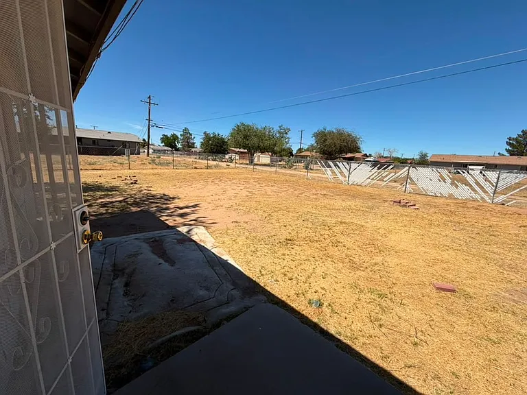 13340 Navajo Rd — Photo 17