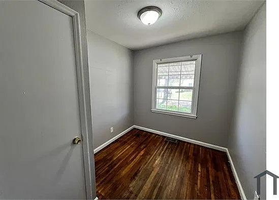 10425 Presley Dr — Photo 12
