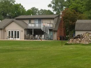 34041 Steadman Rd, New Boston, MI 48164