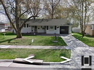1735 Connie Rd, Lincoln, NE 68502
