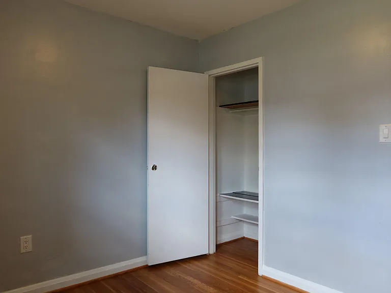 109 Deep Dale Dr — Photo 17