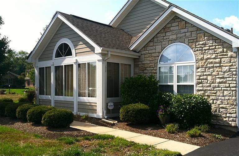 1st image of 124 Edinburgh Village Dr