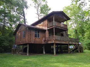 207 Lake Rd, Coldspring, TX 77331