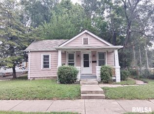 824 N Garfield Ave, Peoria, IL 61606