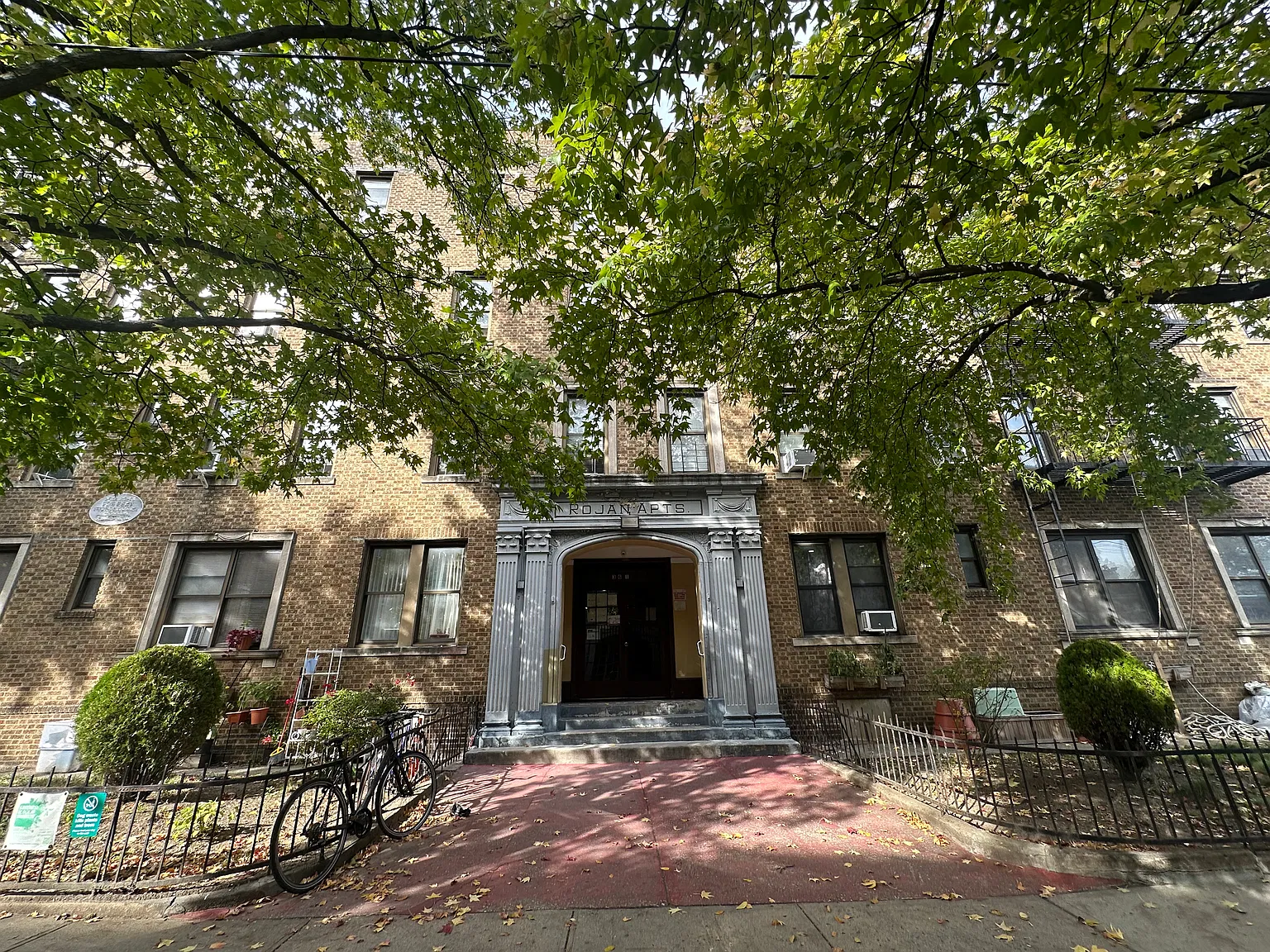 361 Maple Street — Photo 1