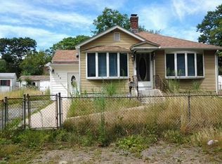 136 Beaverbrook Pkwy, Worcester, MA 01603