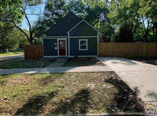 1800 SW Lane St, Topeka, KS 66604