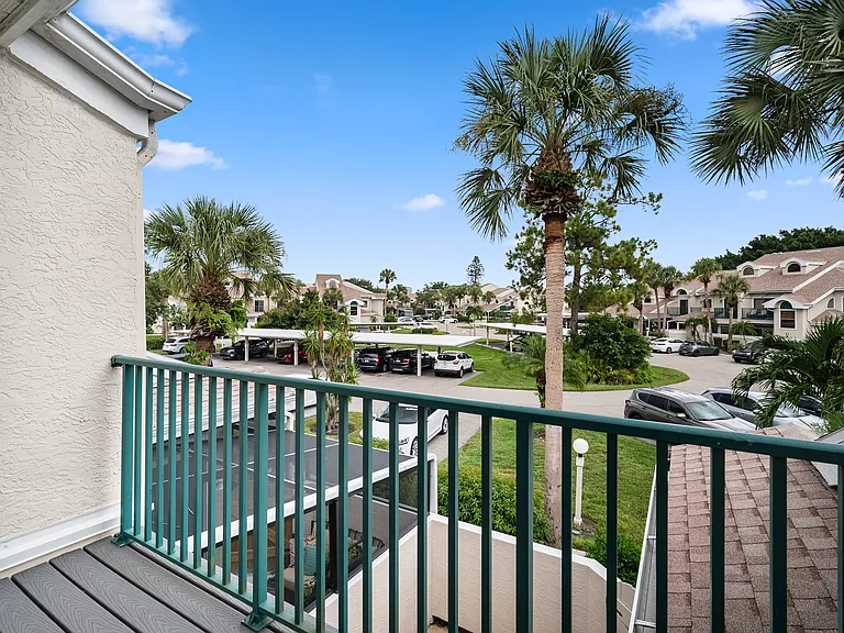 61 Emerald Woods Dr #D2 — Photo 26