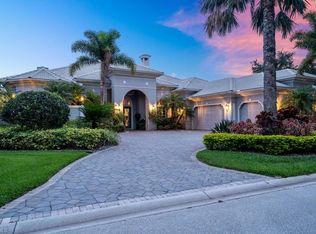 450 Terracina Ln, Naples, FL 34119