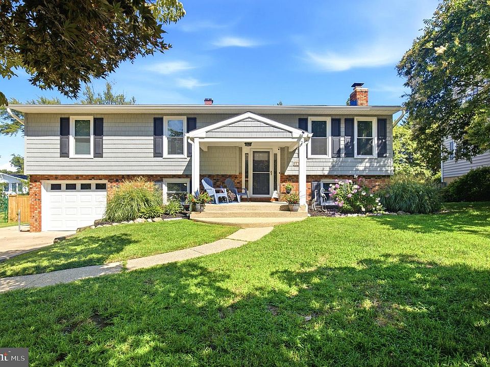 1st image of 915 Juliet Ln