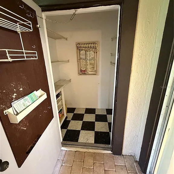 705 Bough Ave — Photo 22
