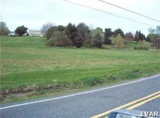 2625 Neffs Laurys Rd, Schnecksville, PA 18078