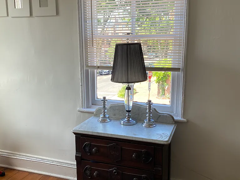 2827 Dumbarton St NW — Photo 19
